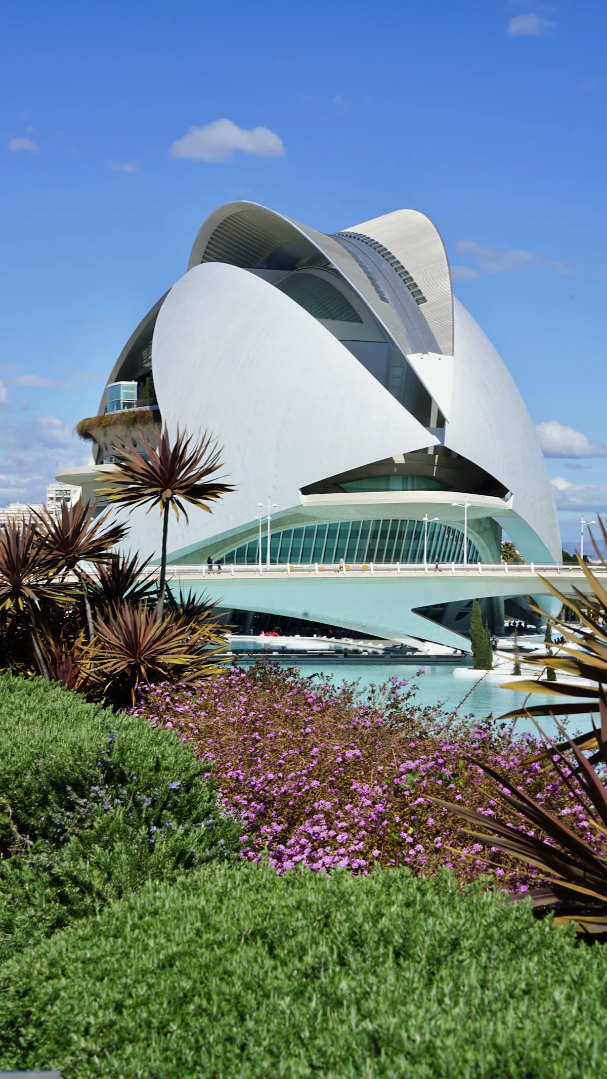 Valencia’s City of Arts and Sciences under a bright blue sky